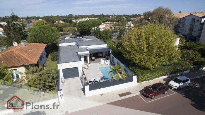 Une maison balnéaire compacte et moderne – Image 5