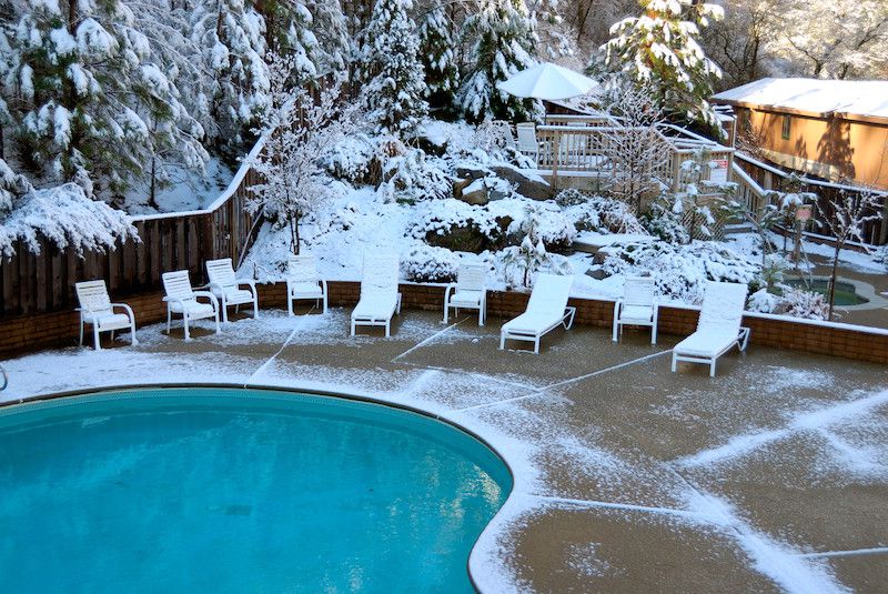 entretenir sa piscine en hiver