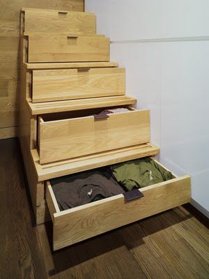 remplacer les marches d'escaliers par des tiroirs