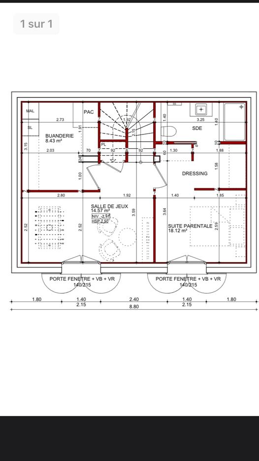 Bonjour
 Est ce qu’a ma place vous réduiriez l’espace buanderie pour agrandir celui du salon/salle de jeux ?
 Merci pour vos conseils
