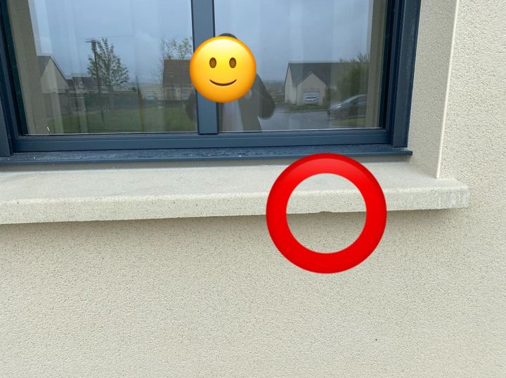 Bonjour, 

Je fais construire ma maison en CCMI. 
Je suis à l’étape des enduits, qui ont étés terminés ce jour.
Jusqu’à maintenant, aucune difficulté ou problème n’a été constaté sur le chantier. 

Ce
