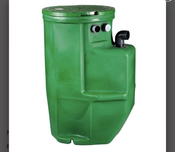 Bonjour, 
 Nous devons installer une station de refoulement pour les eaux chargées, savez vous où je peux en trouver? Des marques à me recommander ? 
 Merci 
