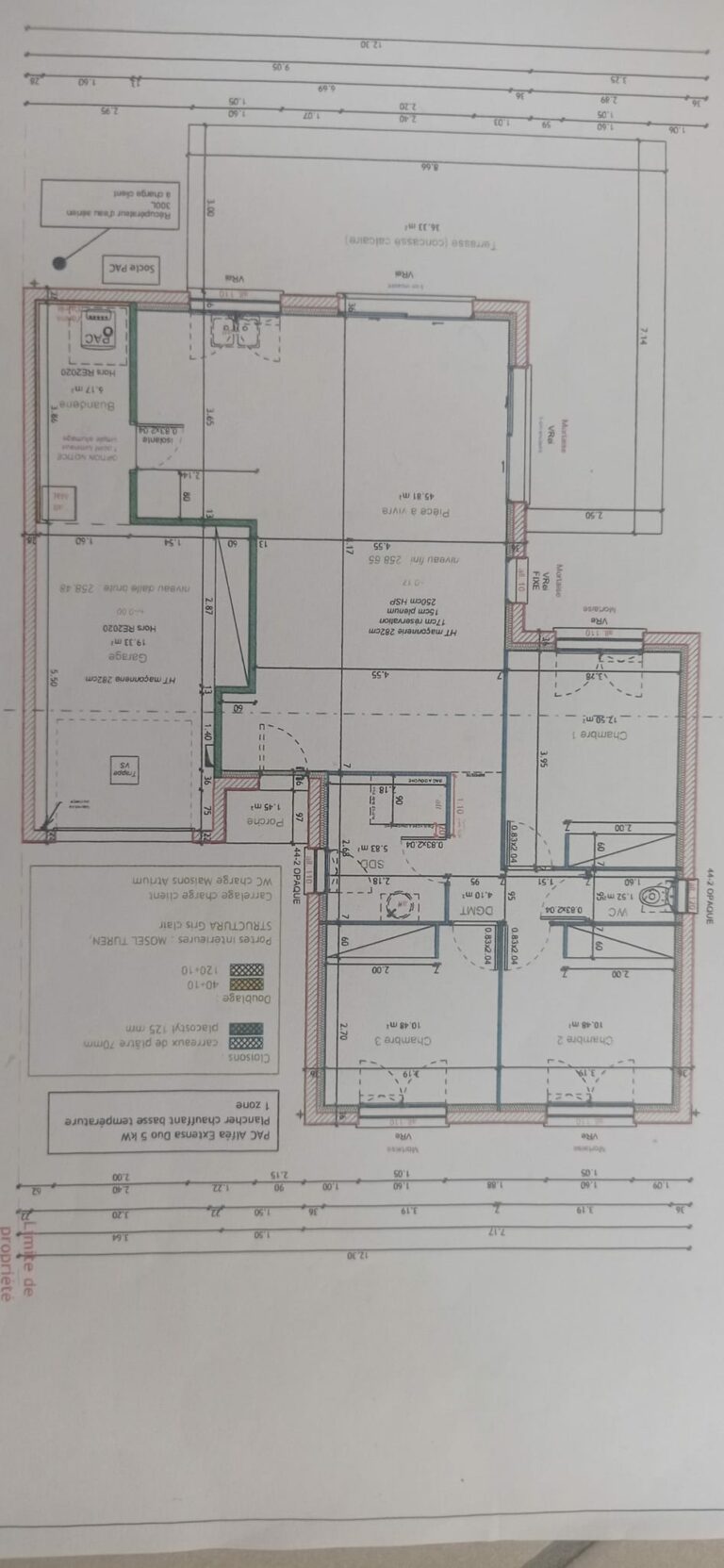 Bonjour,je dois faire poser le carrelage dans la pièce de vie ( salon,cuisine,salle a manger),les WC le dégagement et la salle de bain.

Pouvez vous me dire si un ou plusieurs joints de dilatation son